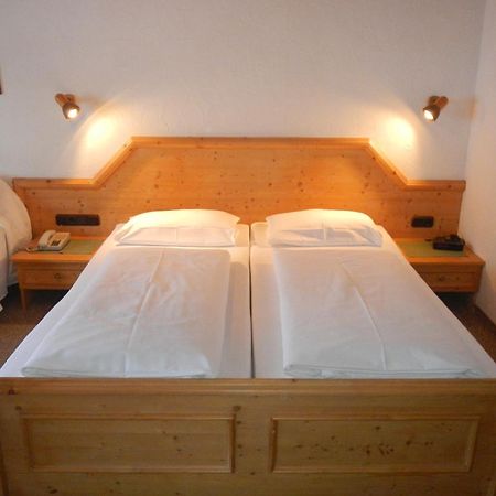 Hotel Haus Garni Luggi Leitner à Mittelberg Extérieur photo