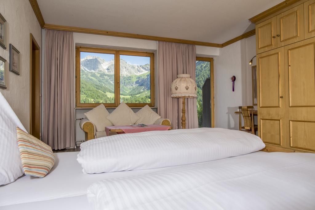 Hotel Haus Garni Luggi Leitner à Mittelberg Extérieur photo
