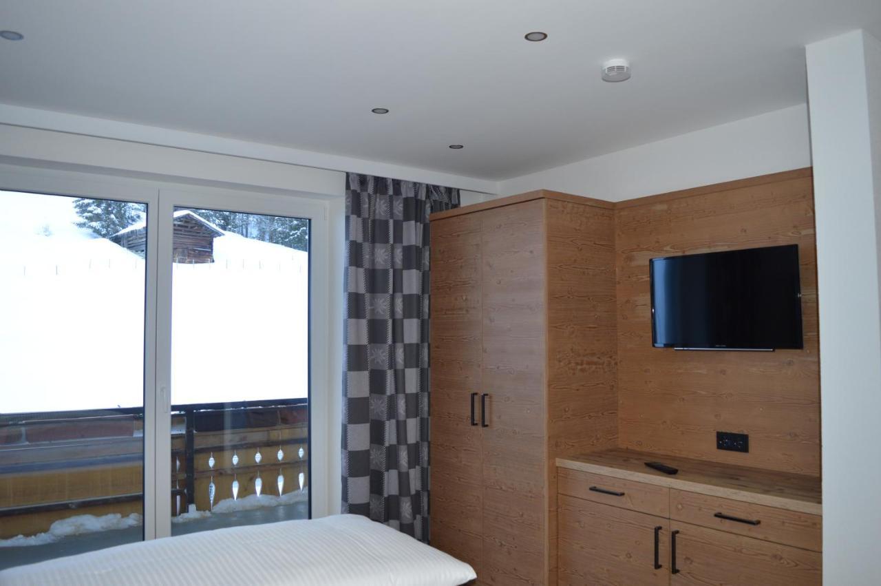 Hotel Haus Garni Luggi Leitner à Mittelberg Extérieur photo
